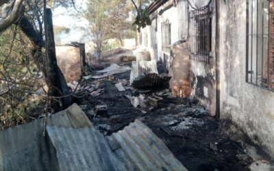 Tres mujeres, atendidas en el Hospital de La Inmaculada tras el incendio de una vivienda en Oria