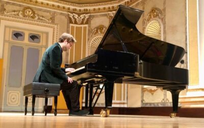 Manuel López «Manu» Actúa este sábado 16 de mayo a las 8,30 de la tarde en el Museo Velezano en Vélez Rubio