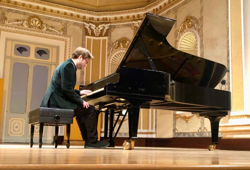 Manuel López actúa este sábado 16 de mayo a las 8,30 de la tarde en el Museo Velezano en Vélez Rubio